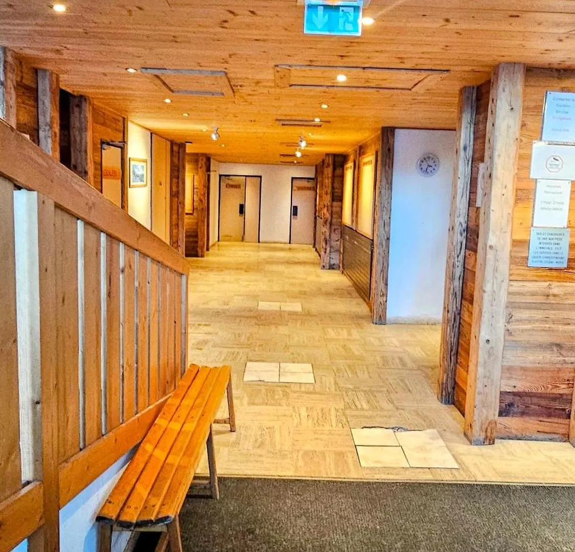 Apartment Ferienwohnung Courchevel 1650 Mountain View - Snow Front 2S01